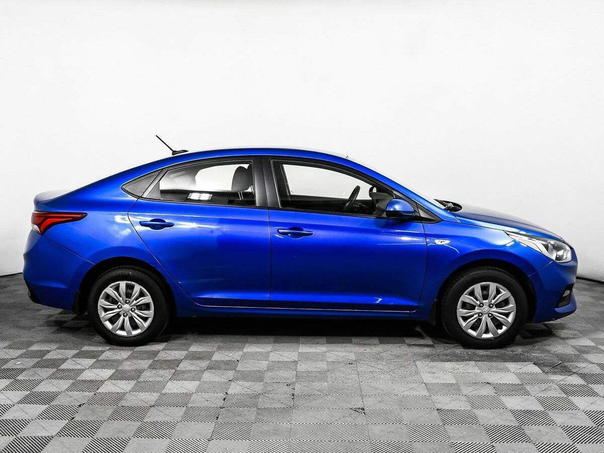 Купить Hyundai Solaris, 2018, 65 119 км, фото №4
