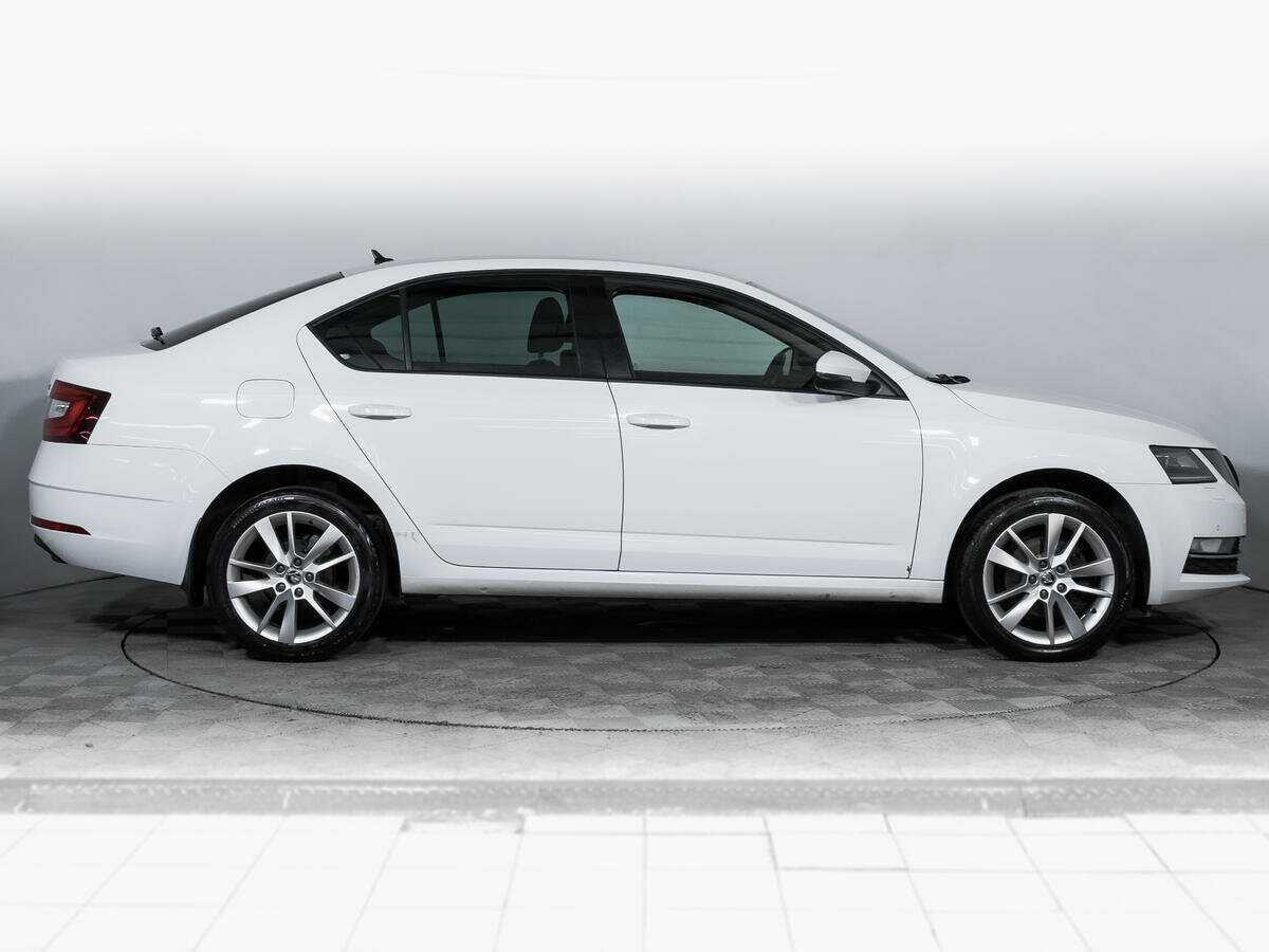 Купить Skoda Octavia, 2019, 101 041 км, фото №4
