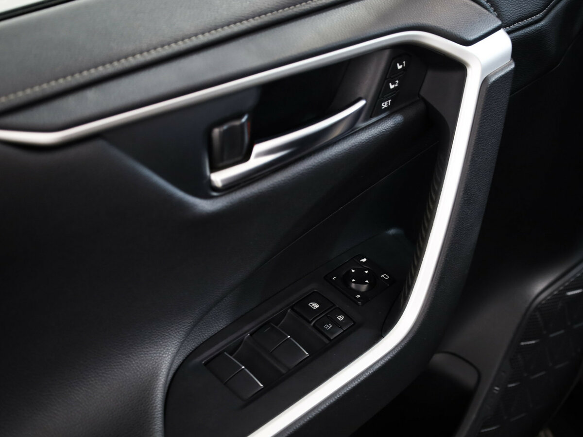 Купить Toyota RAV4 V (XA50), 2019, 191 803 км, фото №10