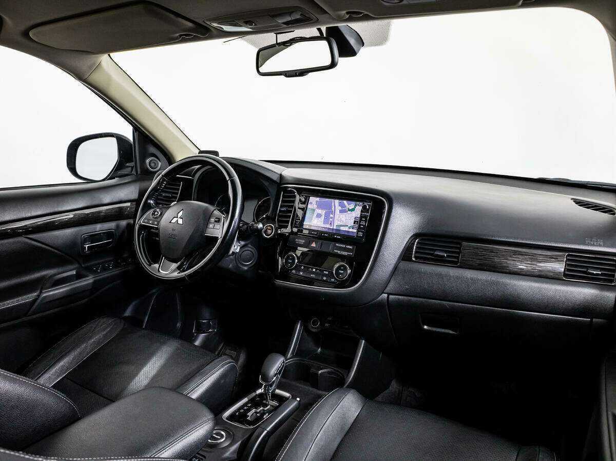 Купить Mitsubishi Outlander, 2016, 141 780 км, фото №9