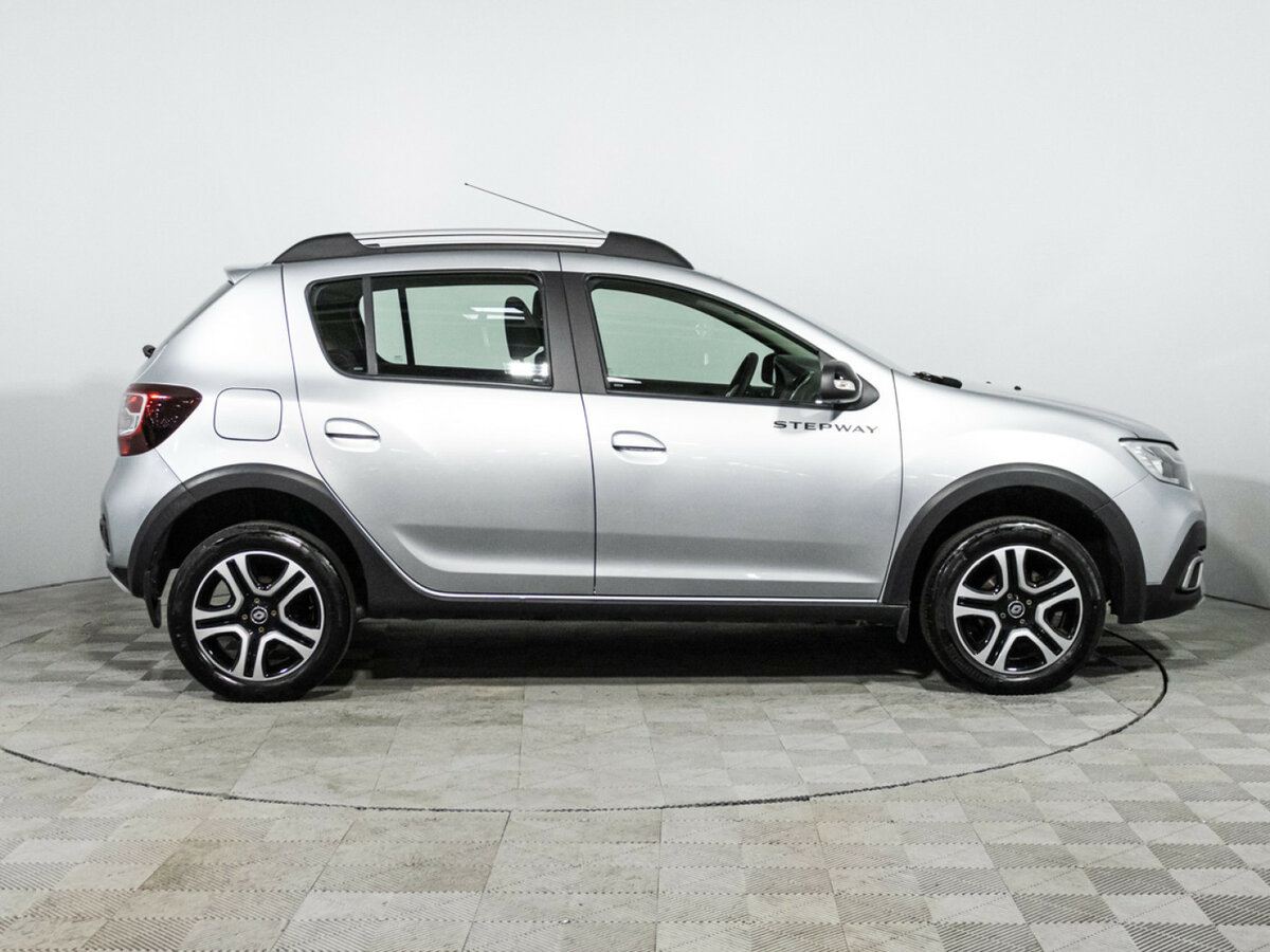 Купить Renault Sandero Stepway II Рестайлинг, 2022, 42 324 км, фото №4