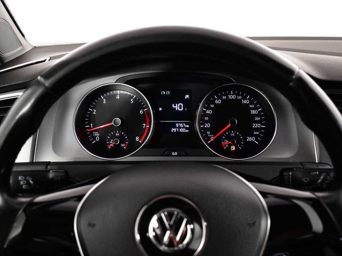 Купить Volkswagen Golf, 2013, 297 099 км, фото №11