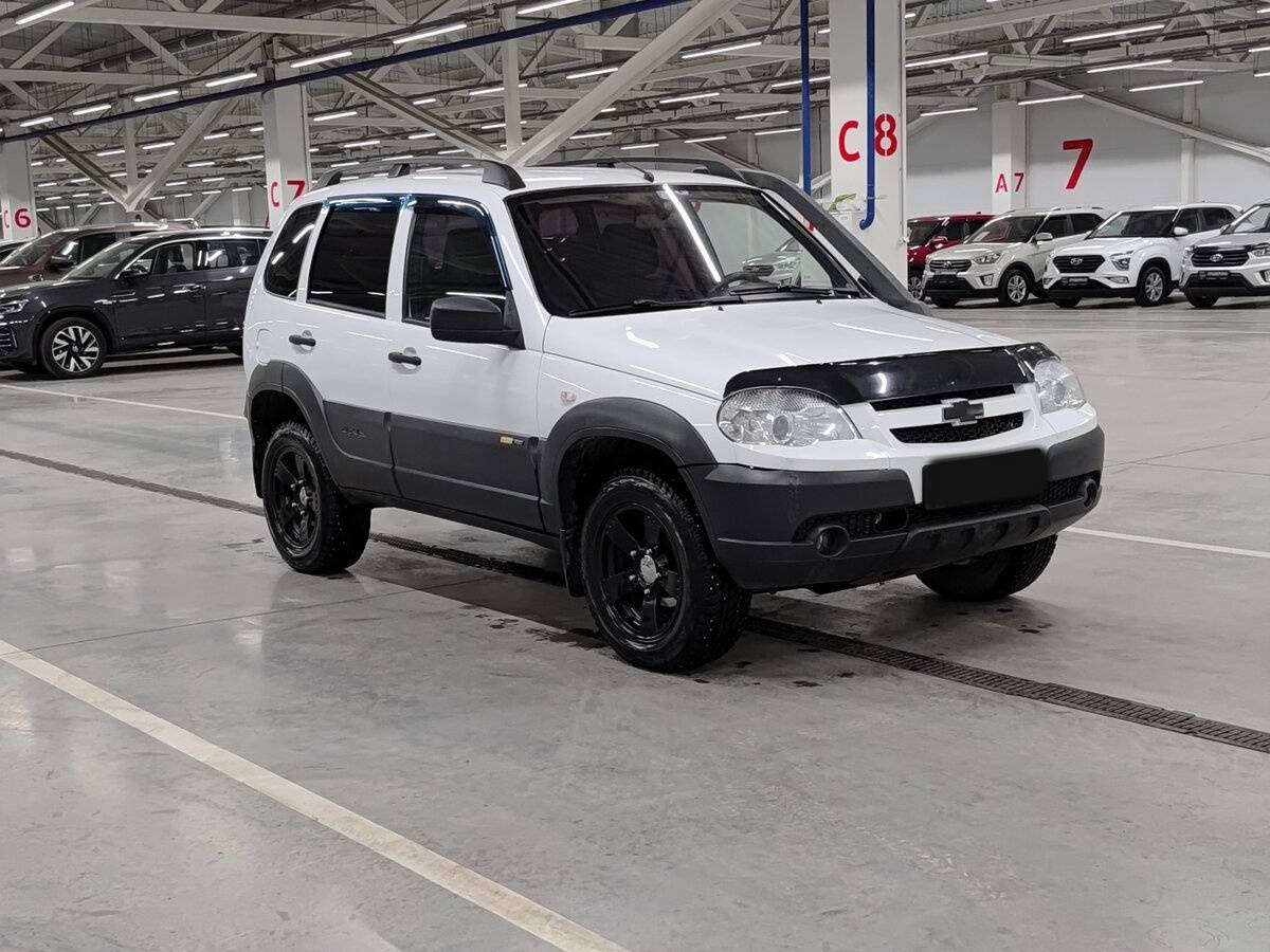 Купить Chevrolet Niva I Рестайлинг, 2017, 117 102 км, фото №3