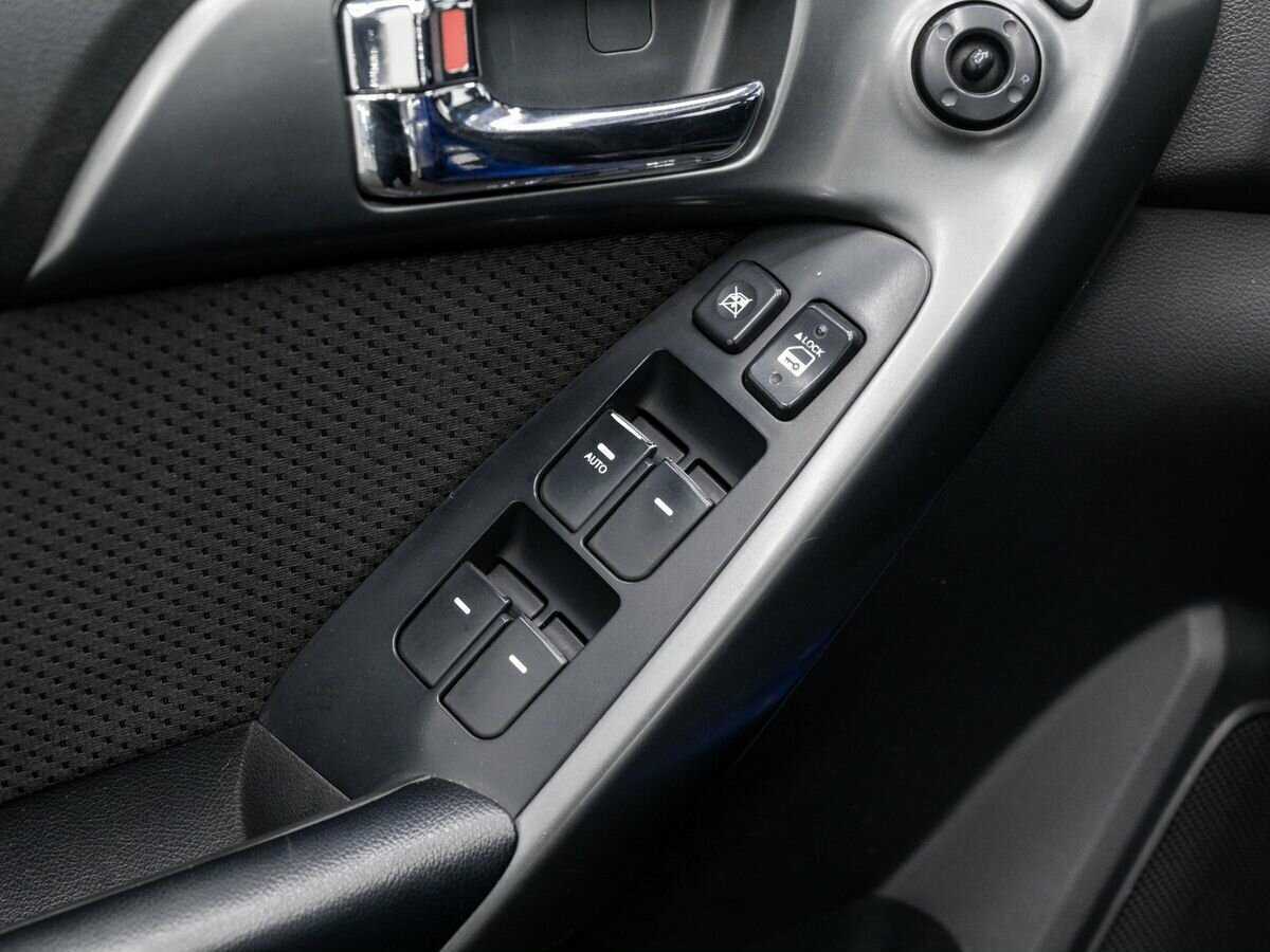 Купить Kia Cerato 6-speed, 2012, 341 000 км, фото №15
