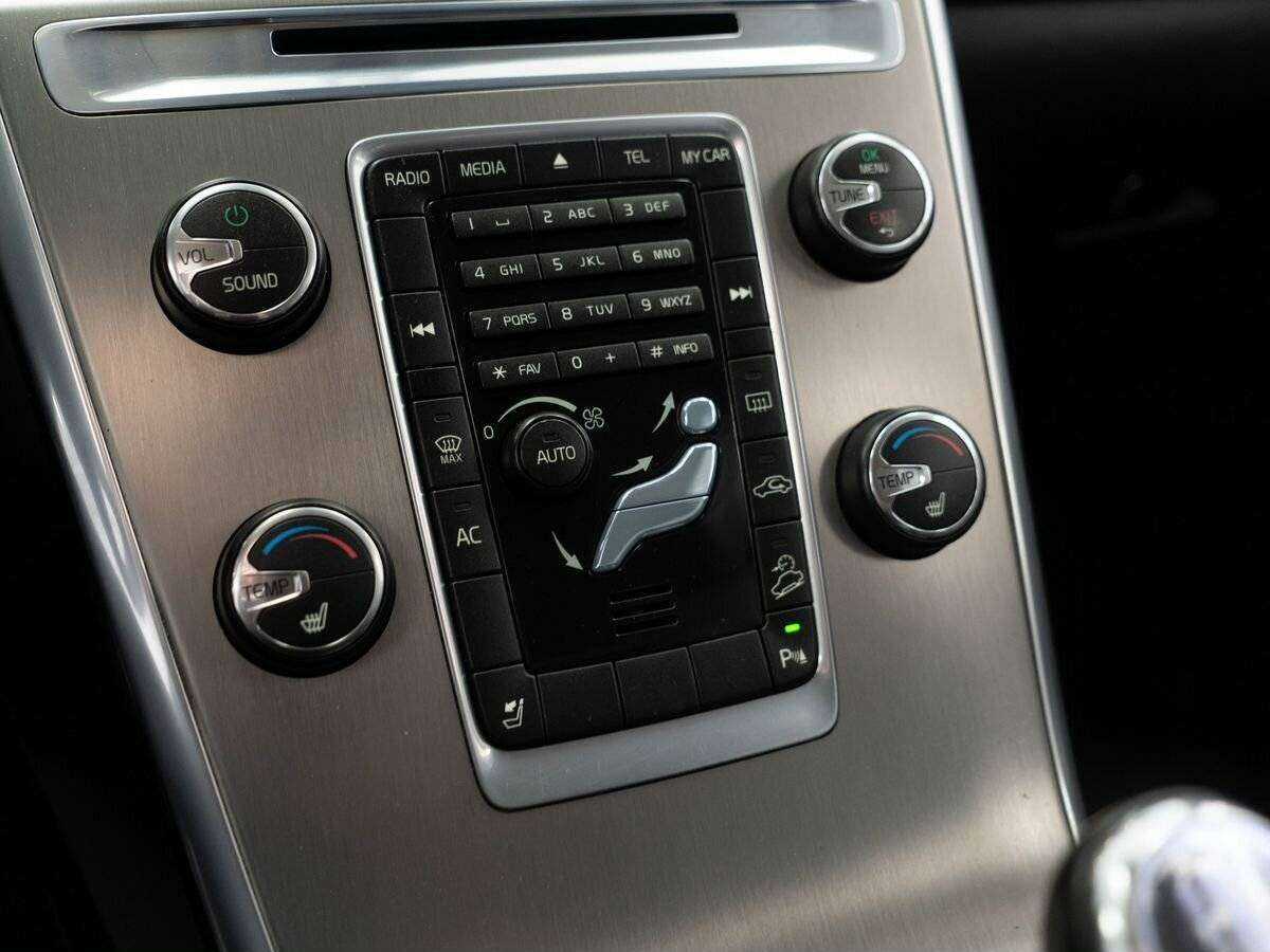 Купить Volvo XC60, 2012, 210 653 км, фото №10