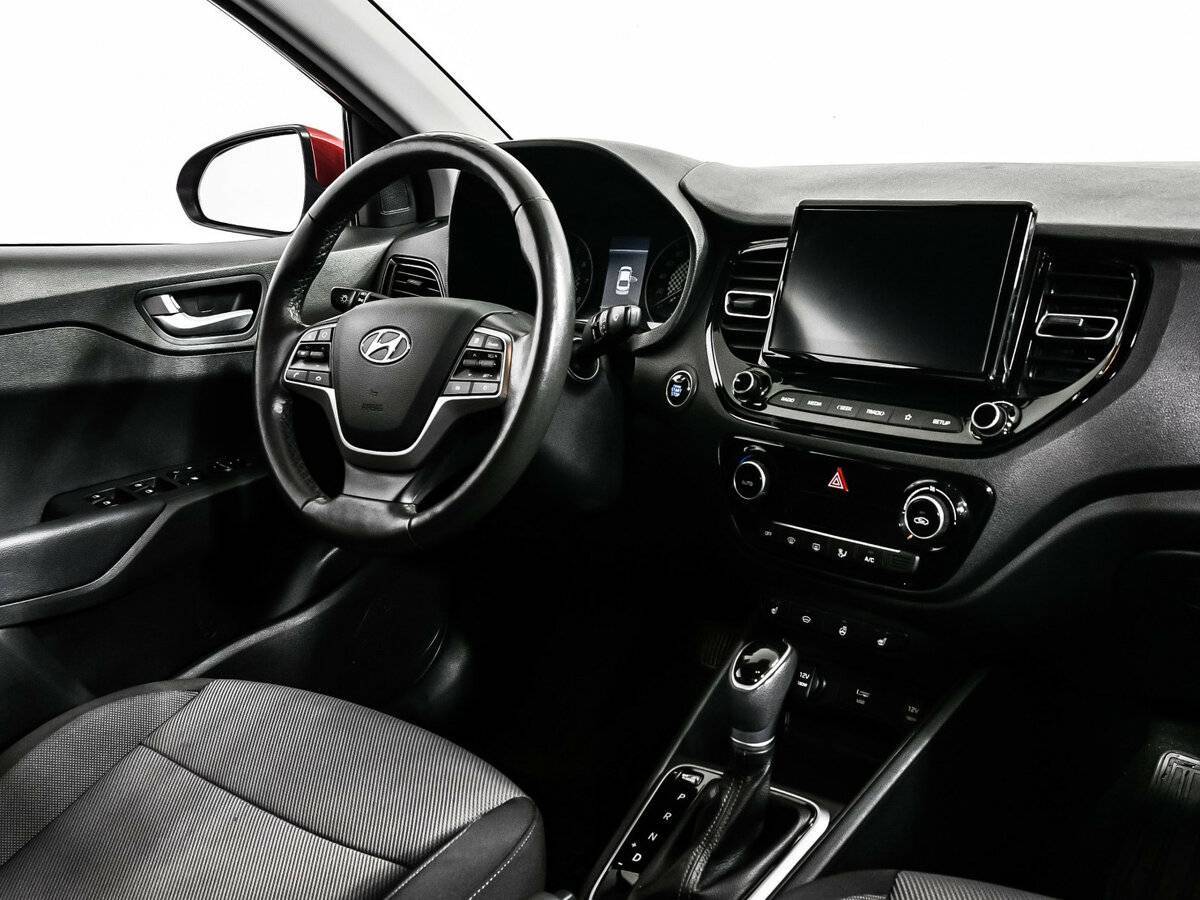 Купить Hyundai Solaris, 2021, 40 237 км, фото №9