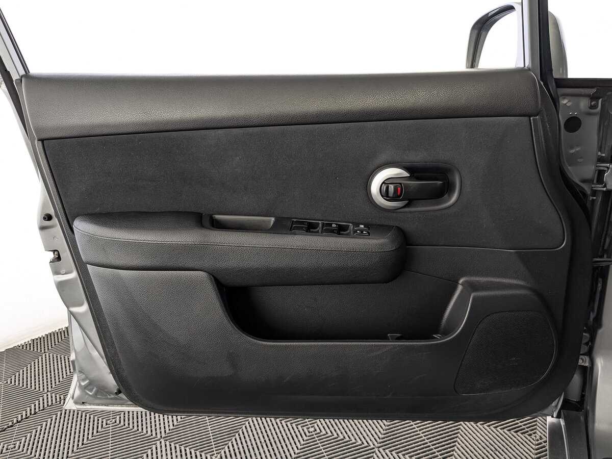 Купить Nissan Tiida, 2013, 128 468 км, фото №19