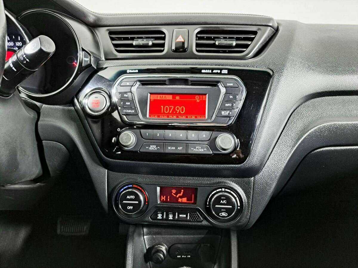 Купить Kia Rio 6-speed, 2014, 88 236 км, фото №12