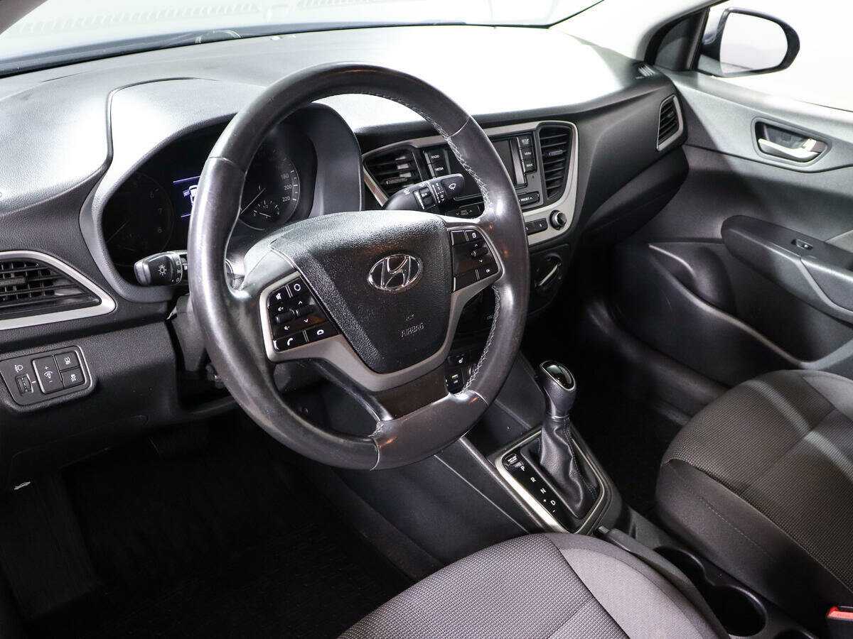 Купить Hyundai Solaris, 2017, 91 000 км, фото №12