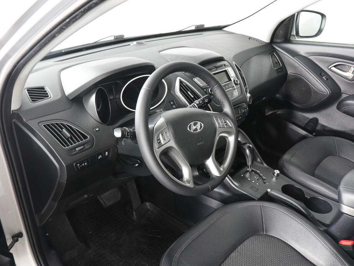 Купить Hyundai ix35, 2012, 102 321 км, фото №9
