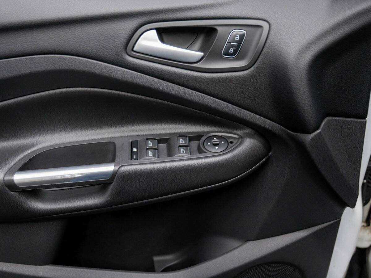 Купить Ford Kuga, 2017, 132 800 км, фото №16