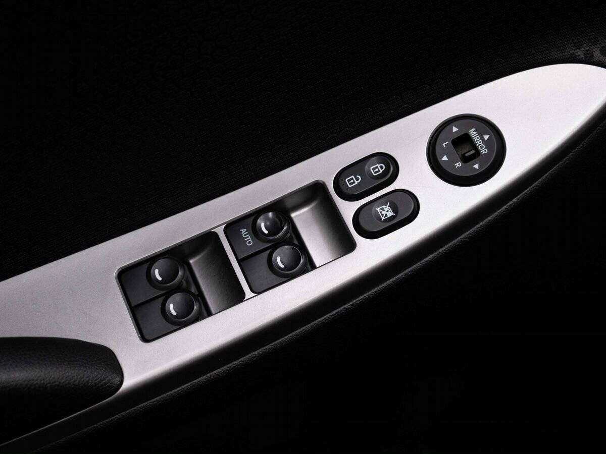 Купить Hyundai Solaris, 2016, 138 787 км, фото №17