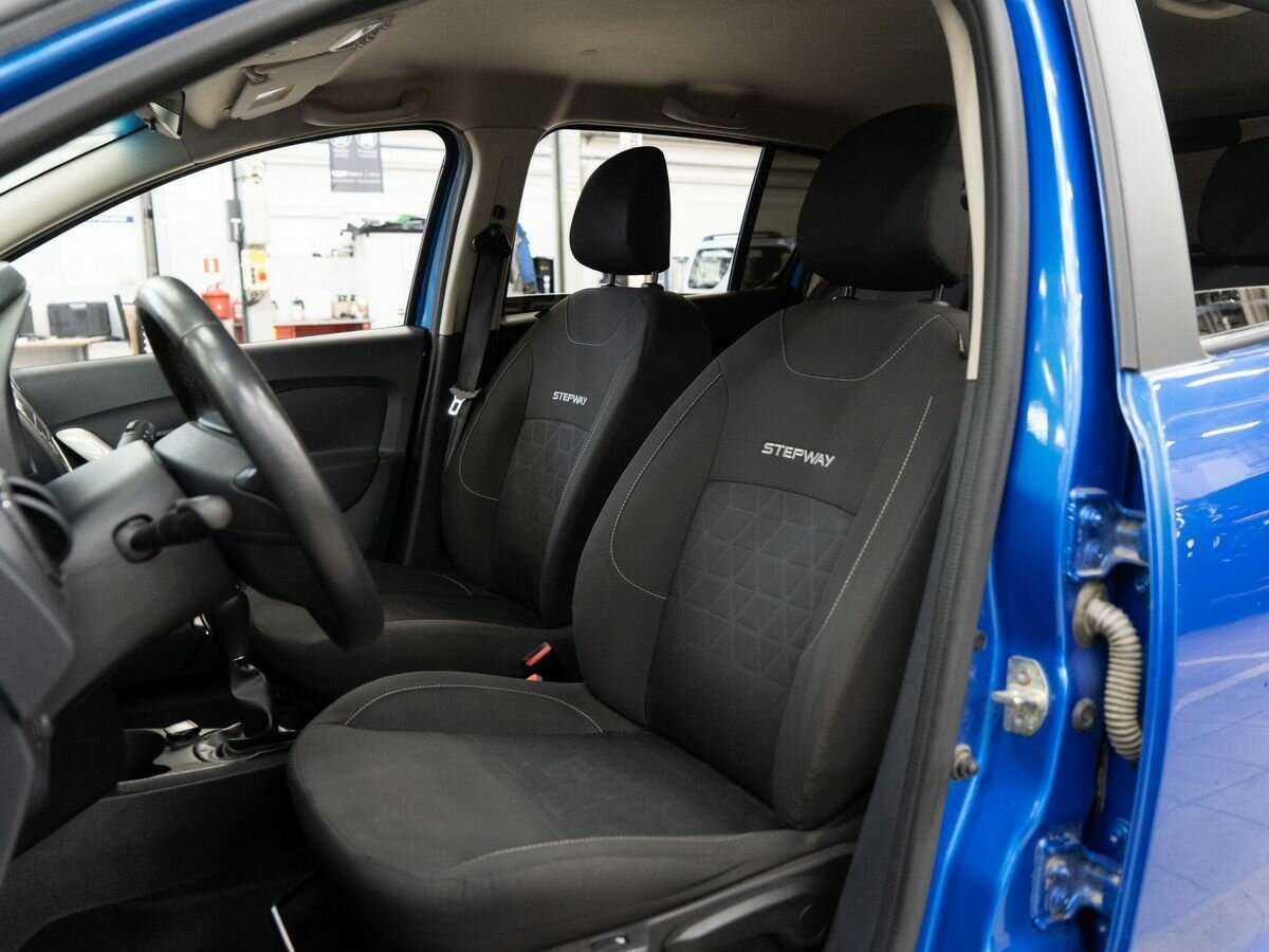 Купить Renault Sandero Stepway, 2018, 86 000 км, фото №6