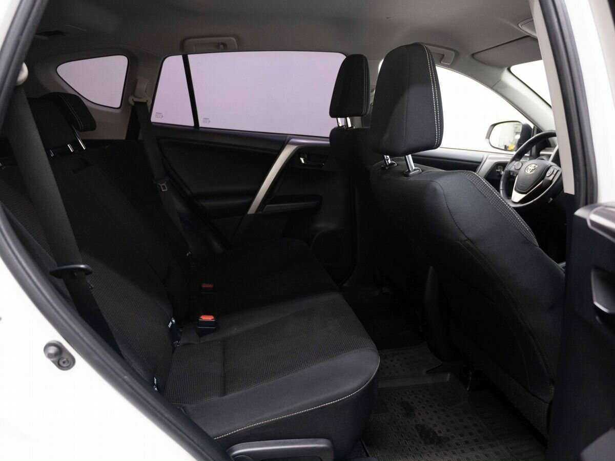 Купить Toyota RAV4, 2017, 176 750 км, фото №8
