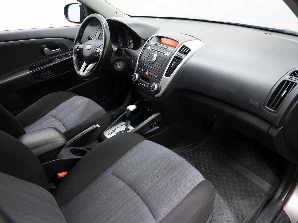 Купить Kia Ceed, 2012, 207 297 км, фото №11