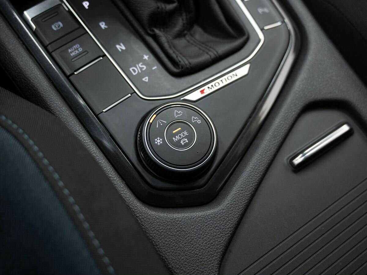 Купить Volkswagen Tiguan, 2019, 113 978 км, фото №22