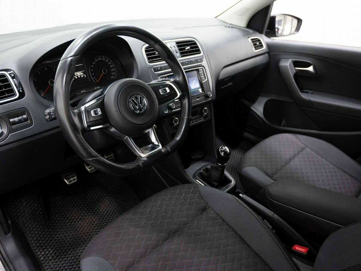 Купить Volkswagen Polo, 2018, 99 000 км, фото №7