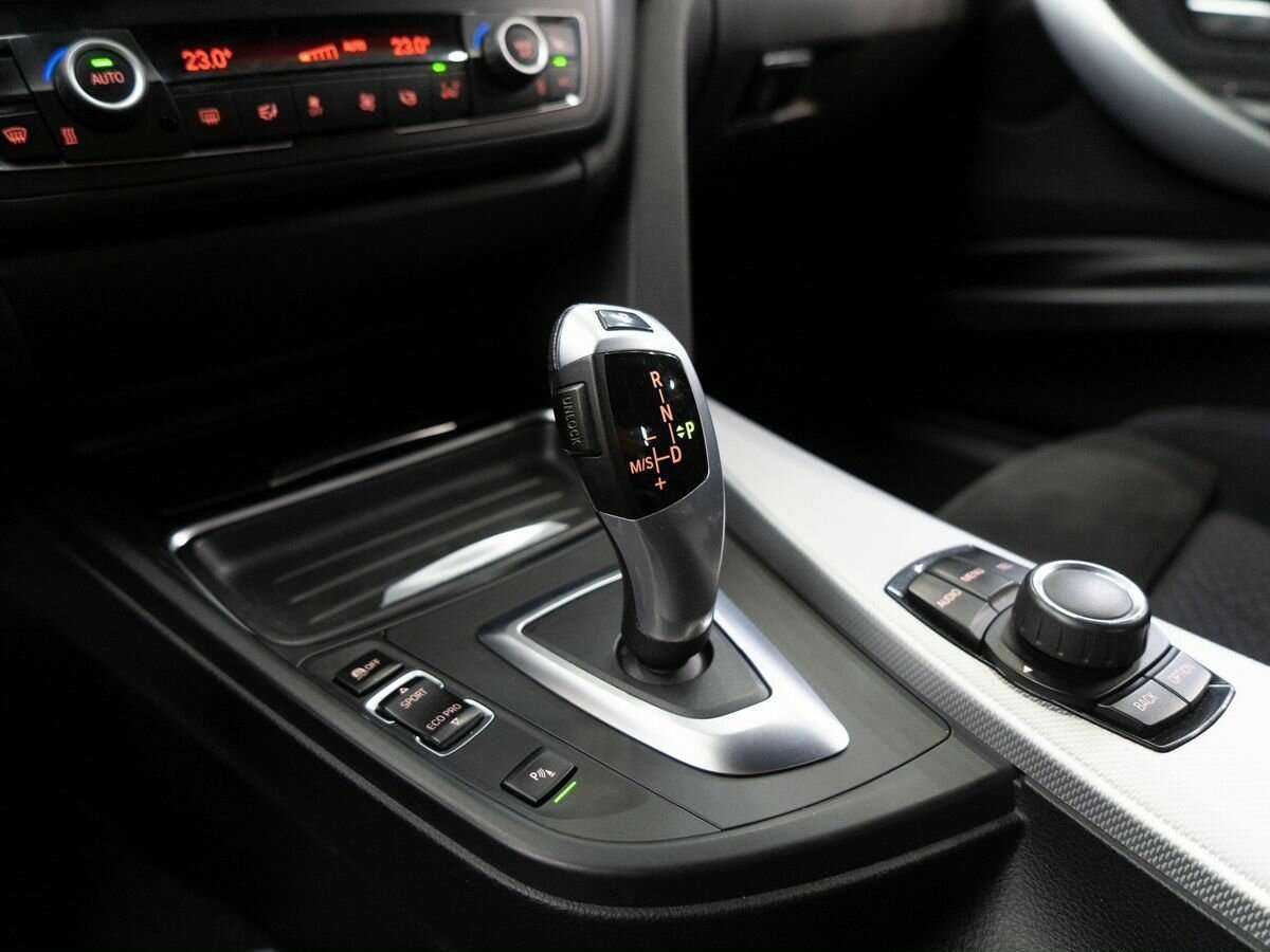 Купить BMW 3 серии 320i xDrive, 2014, 167 000 км, фото №12