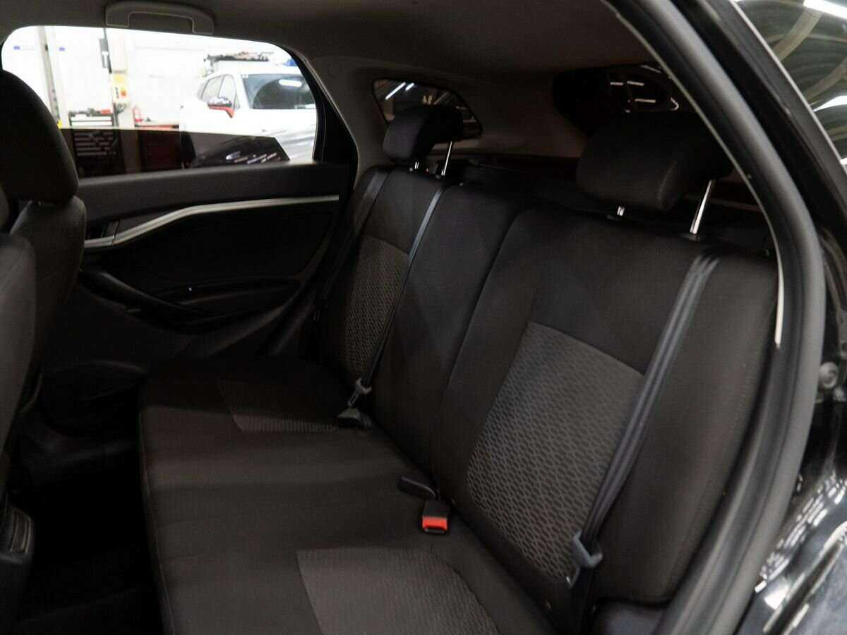 Купить Lada (ВАЗ) Vesta SW, 2020, 87 000 км, фото №7