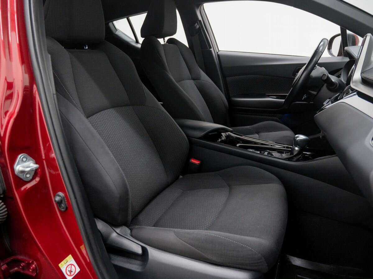 Купить Toyota C-HR, 2018, 91 000 км, фото №6