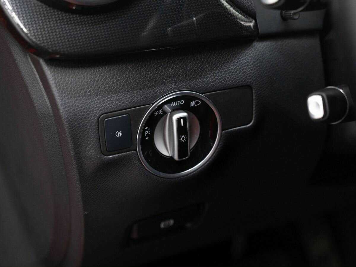 Купить Mercedes-Benz B-Класс 200, 2013, 94 000 км, фото №17