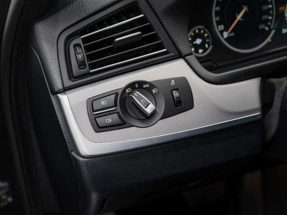 Купить BMW 5 серии 528i xDrive, 2014, 153 000 км, фото №15