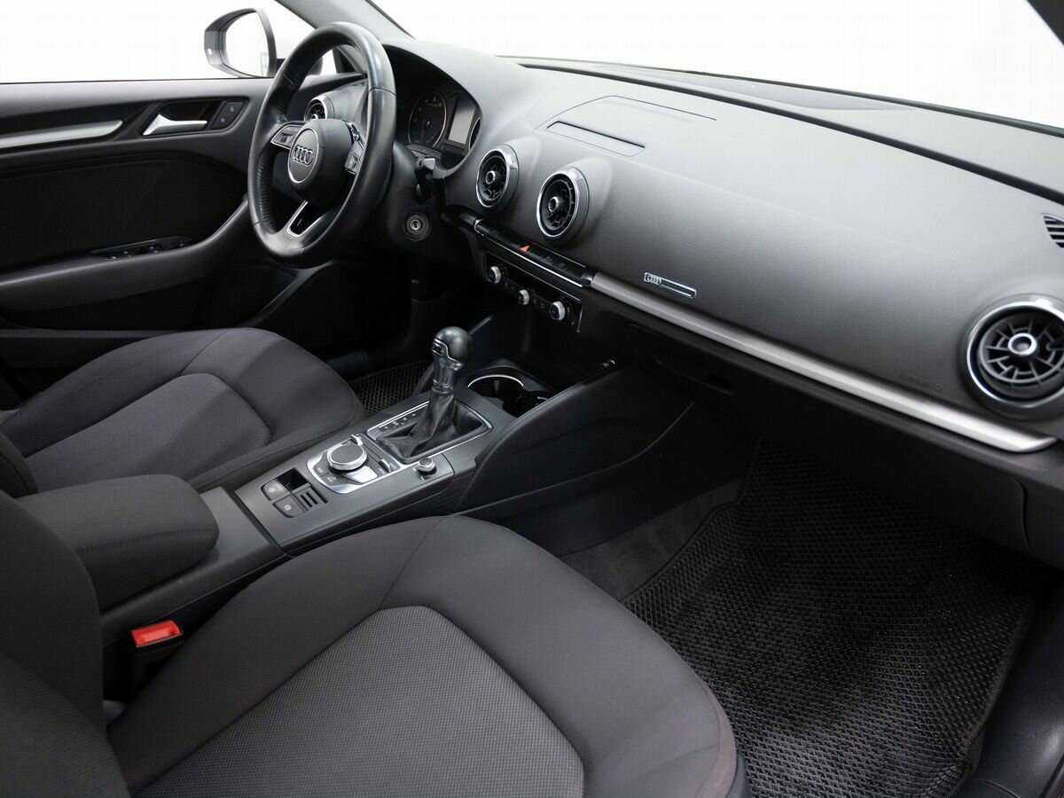 Купить Audi A3, 2019, 157 000 км, фото №10