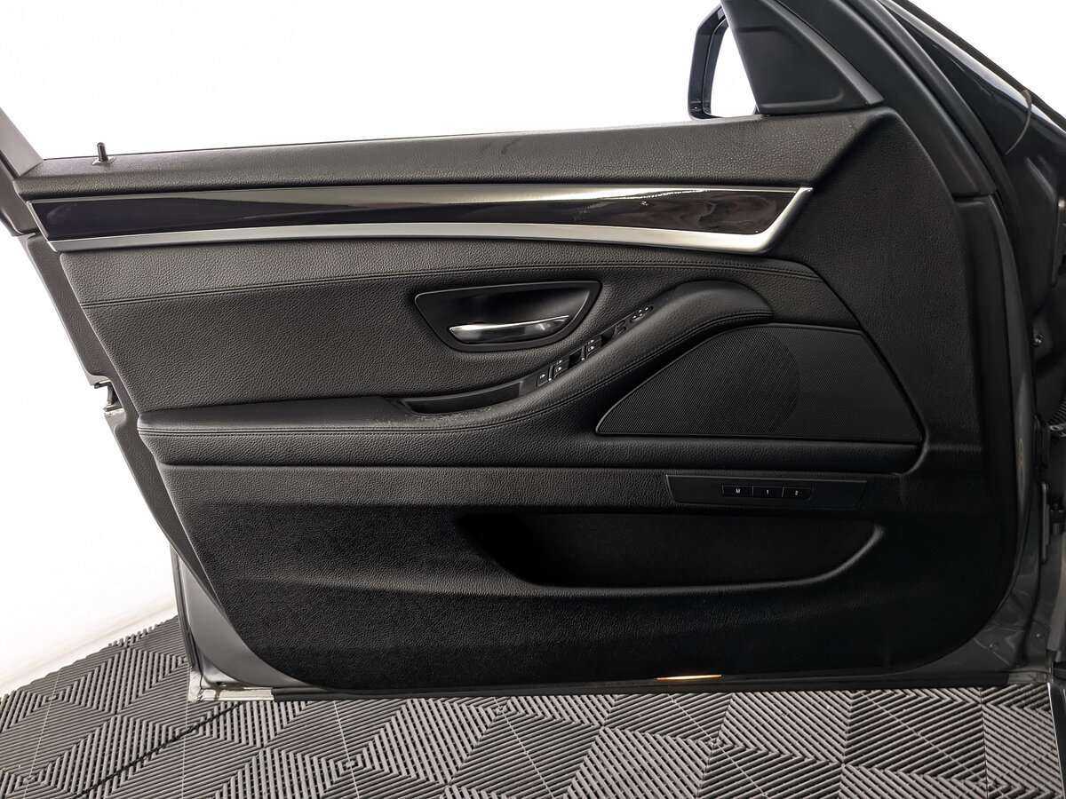 Купить BMW 5 серии 528i xDrive, 2014, 168 988 км, фото №14