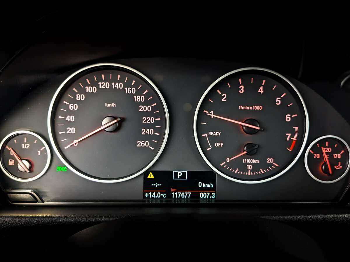 Купить BMW 3 серии 318i, 2017, 117 684 км, фото №10