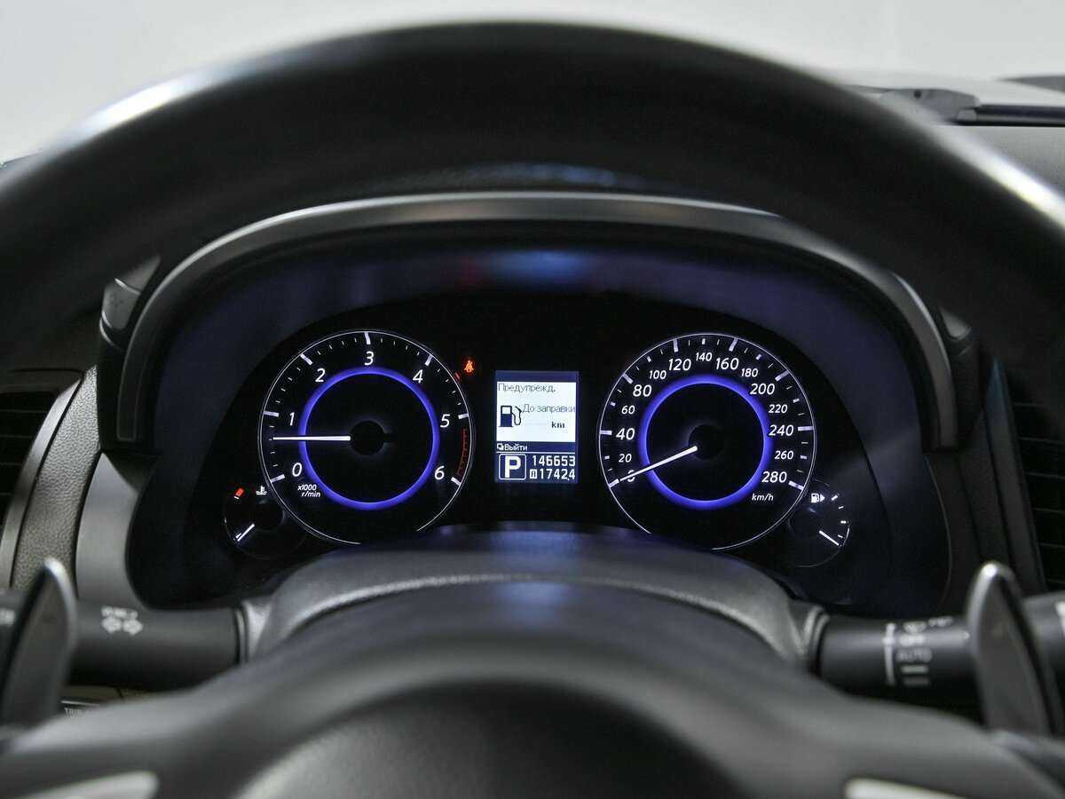 Купить Infiniti FX30d, 2012, 146 643 км, фото №8