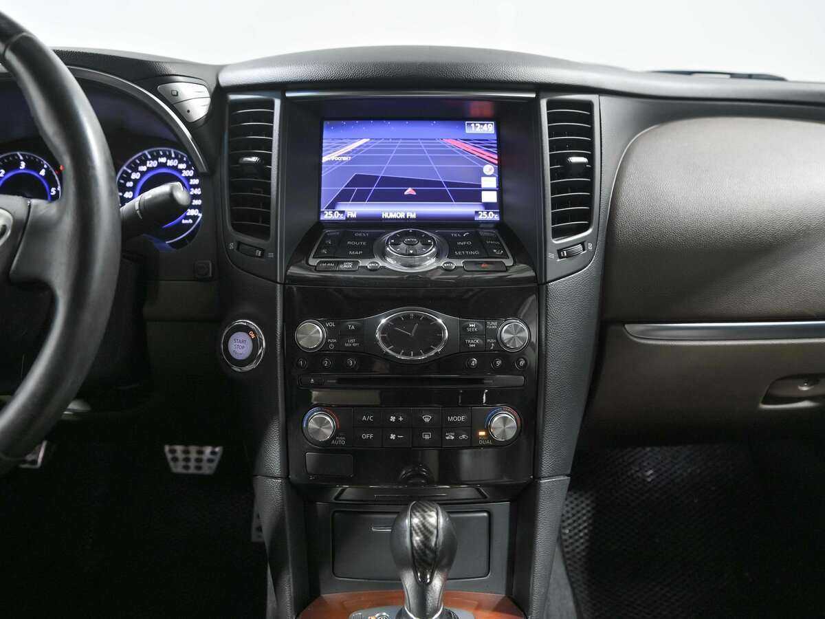 Купить Infiniti FX30d, 2012, 146 643 км, фото №13