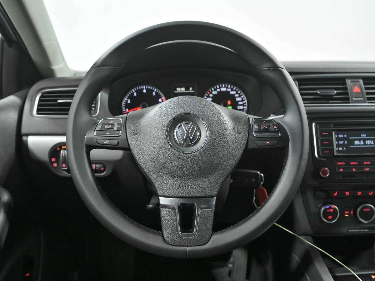 Купить Volkswagen Jetta, 2013, 158 244 км, фото №9
