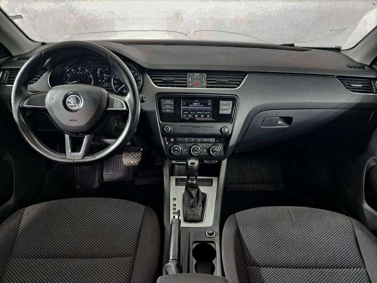 Купить Skoda Octavia, 2016, 370 145 км, фото №11