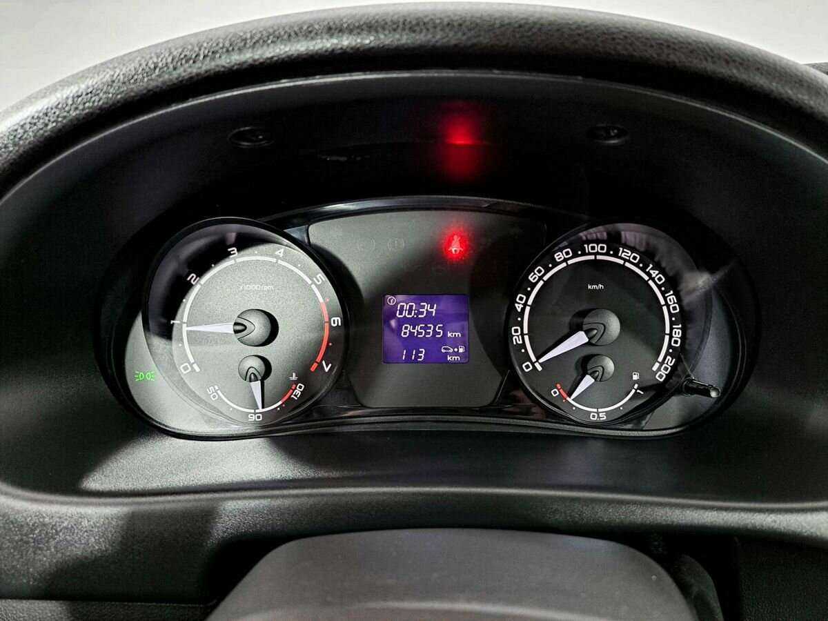 Купить Lada (ВАЗ) Priora, 2017, 84 267 км, фото №11