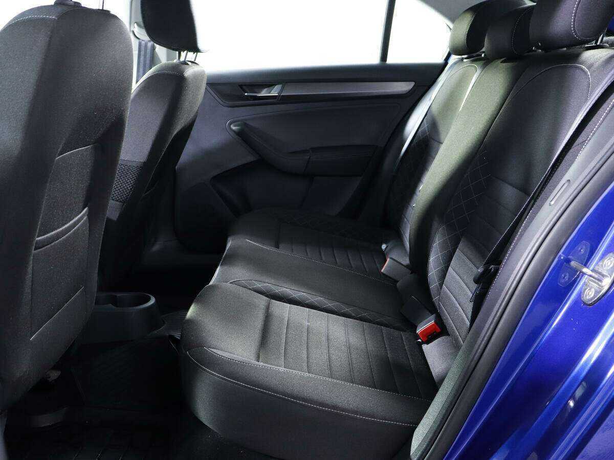 Купить Skoda Rapid, 2017, 179 376 км, фото №8
