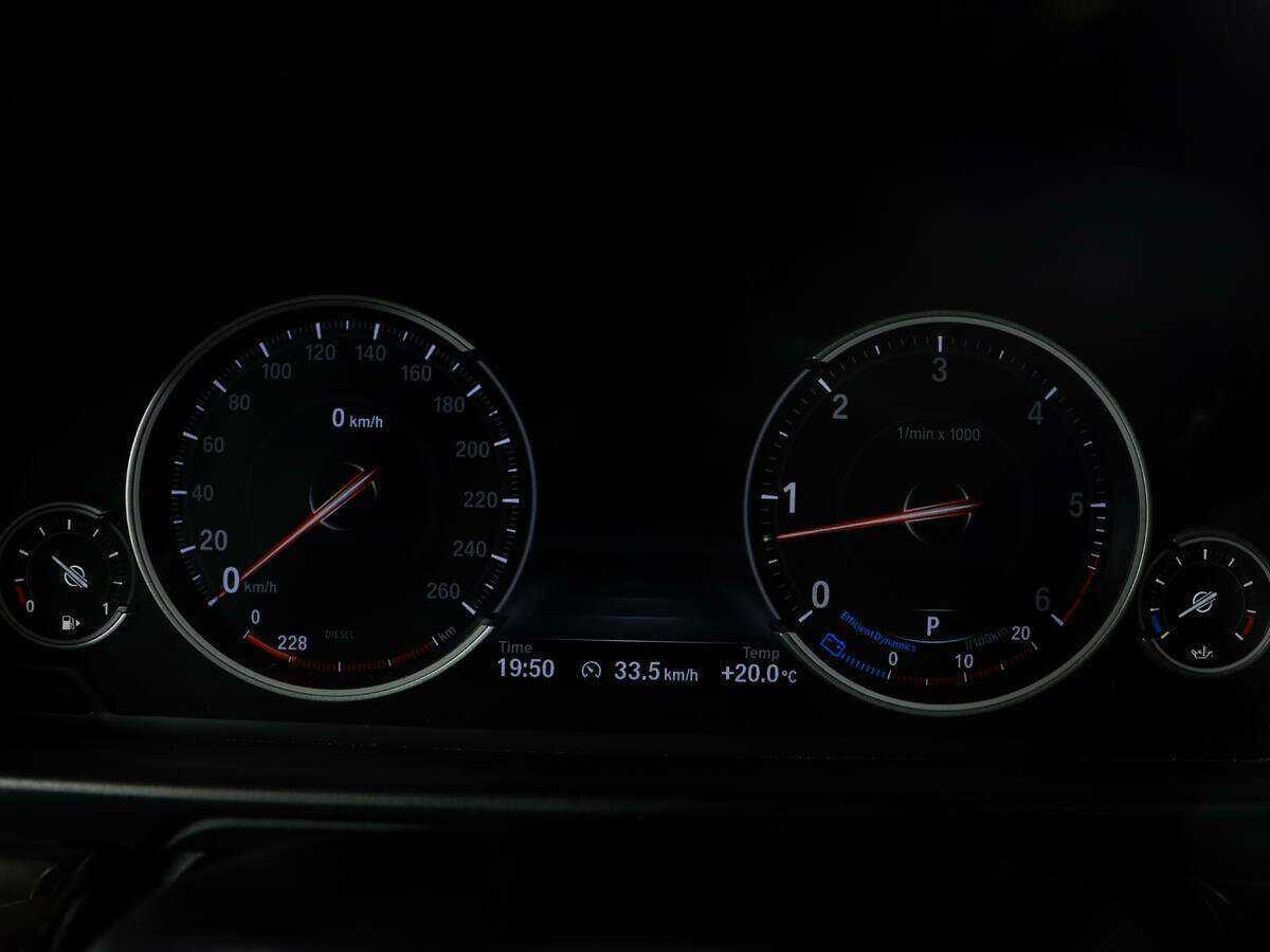 Купить BMW 5 серии 530d xDrive, 2015, 159 870 км, фото №8