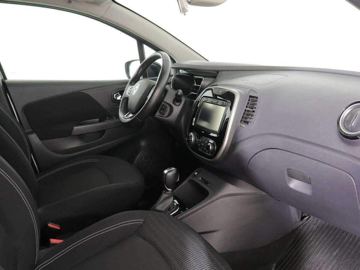 Купить Renault Kaptur, 2016, 51 214 км, фото №9