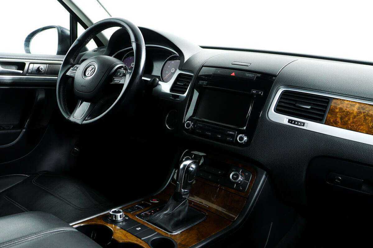 Купить Volkswagen Touareg, 2012, 214 450 км, фото №8