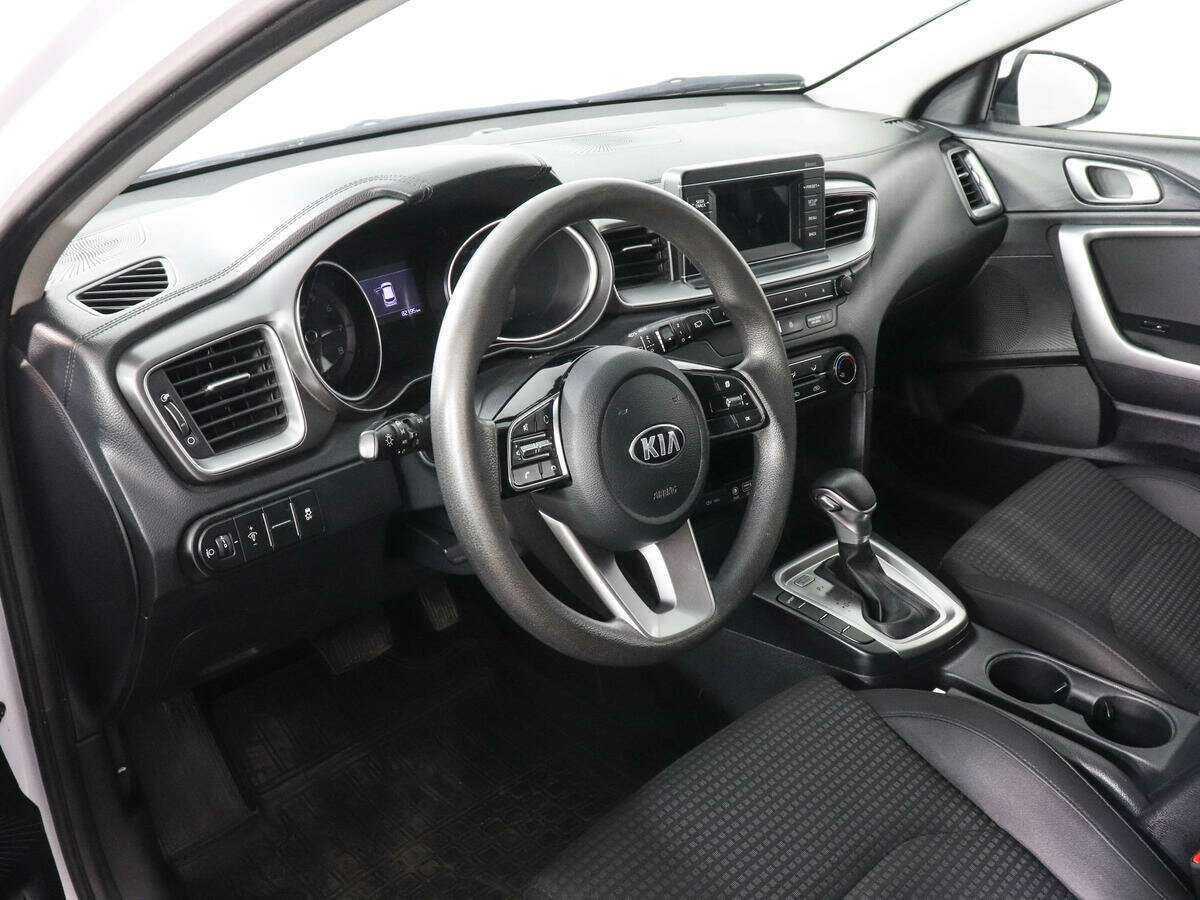 Купить Kia Ceed, 2019, 81 030 км, фото №9