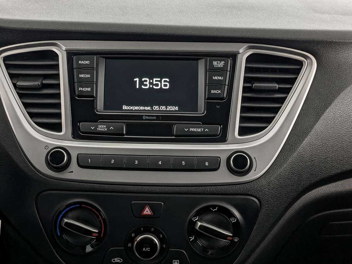 Купить Hyundai Solaris, 2019, 110 373 км, фото №13