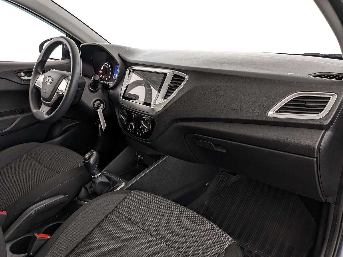 Купить Hyundai Solaris, 2019, 64 956 км, фото №8