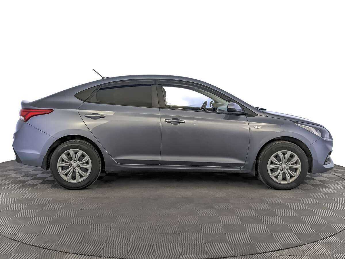 Купить Hyundai Solaris, 2018, 62 910 км, фото №4