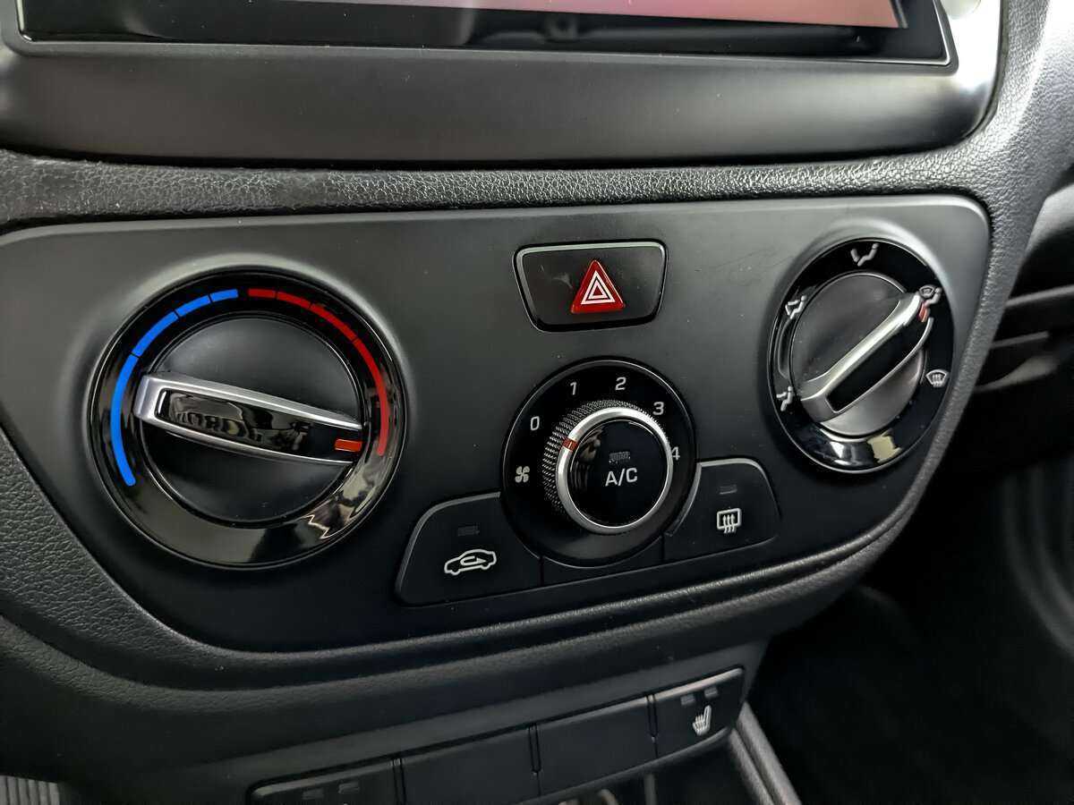 Купить Hyundai Solaris, 2021, 57 882 км, фото №21