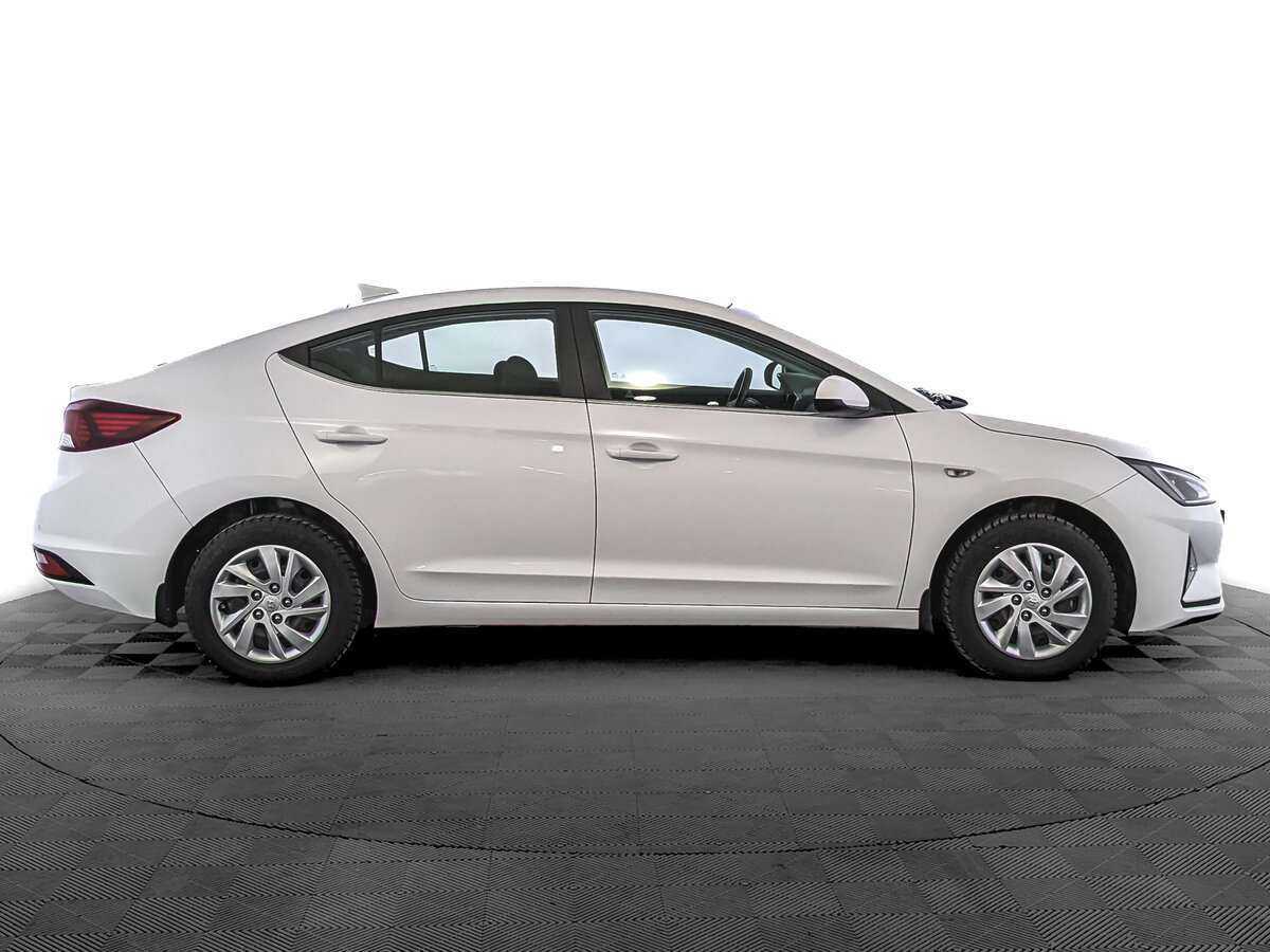 Купить Hyundai Elantra, 2020, 83 421 км, фото №4
