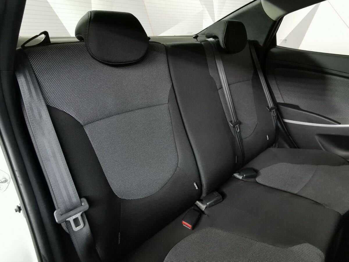 Купить Hyundai Solaris, 2014, 51 765 км, фото №13