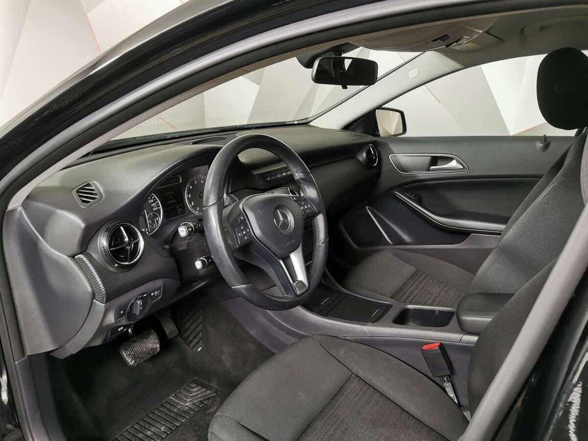 Купить Mercedes-Benz A-Класс 180, 2014, 70 496 км, фото №13
