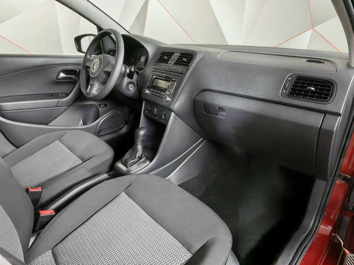 Купить Volkswagen Polo, 2012, 85 181 км, фото №9