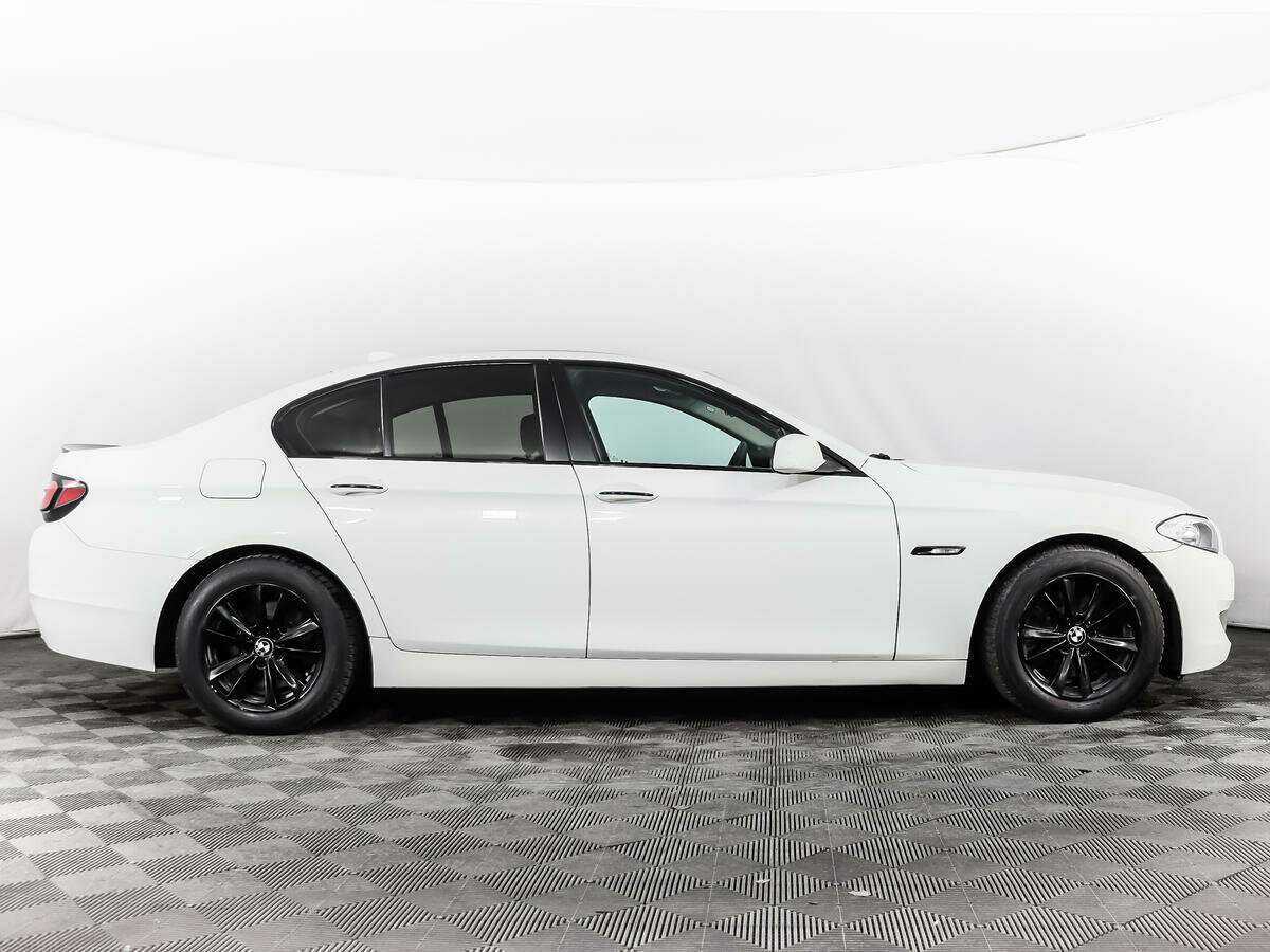 Купить BMW 5 серии 528i xDrive, 2013, 177 900 км, фото №4