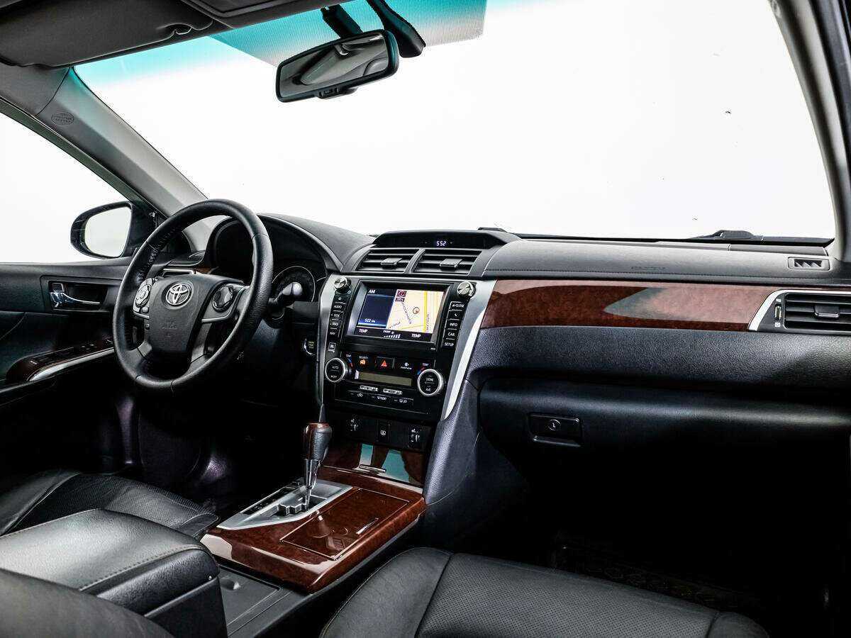 Купить Toyota Camry, 2013, 240 160 км, фото №9