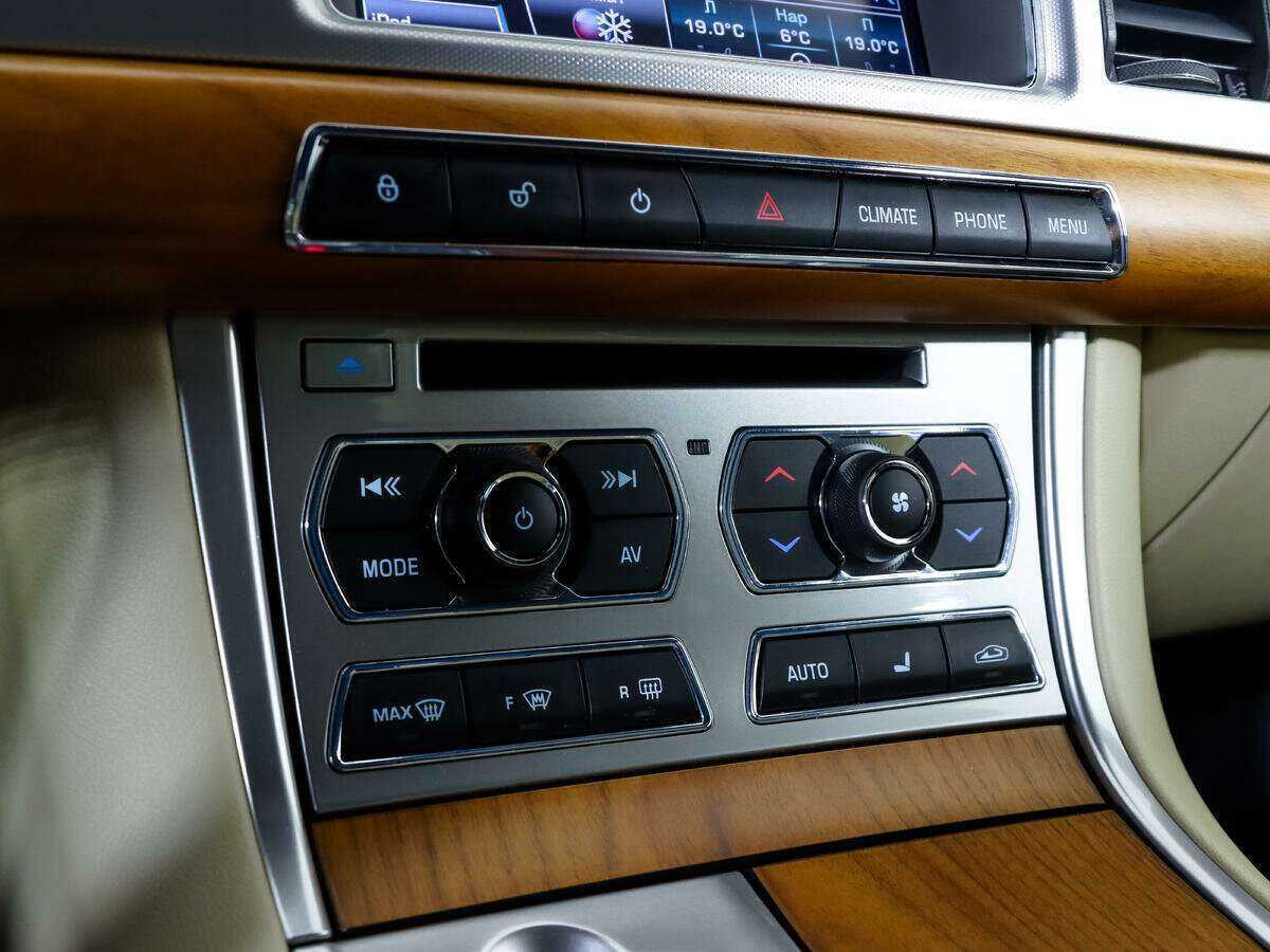 Купить Jaguar XF, 2013, 50 811 км, фото №14